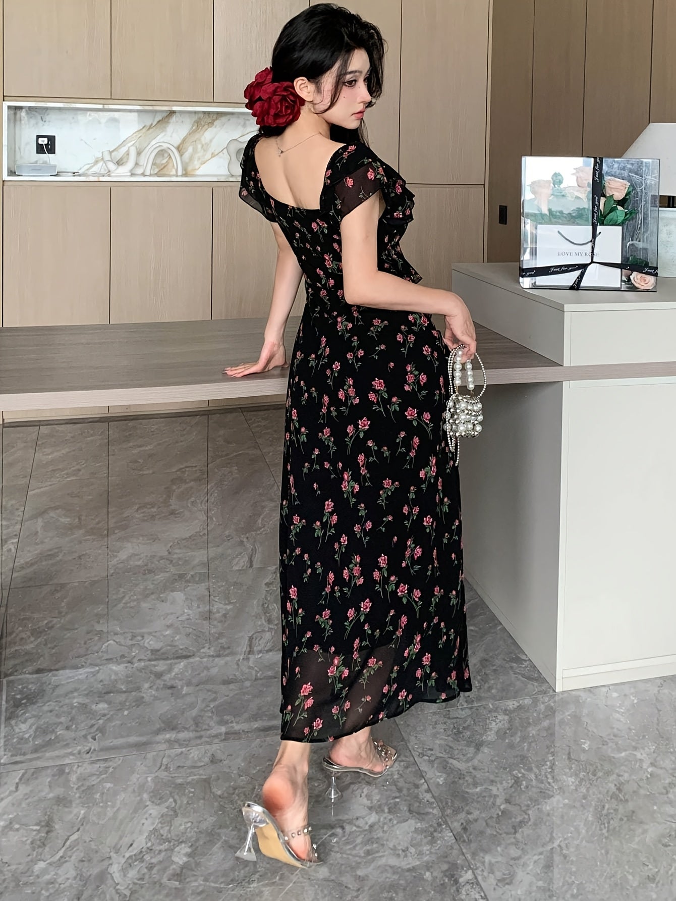 Women'S French-Inspired Elegant Square Neck Black Floral Print Ruffled Sleeve Knee-Length Dress - Fitted Summer Dress for Casual & Formal Occasions, Cute Dress, Evening Wear, Decorative Floral Design