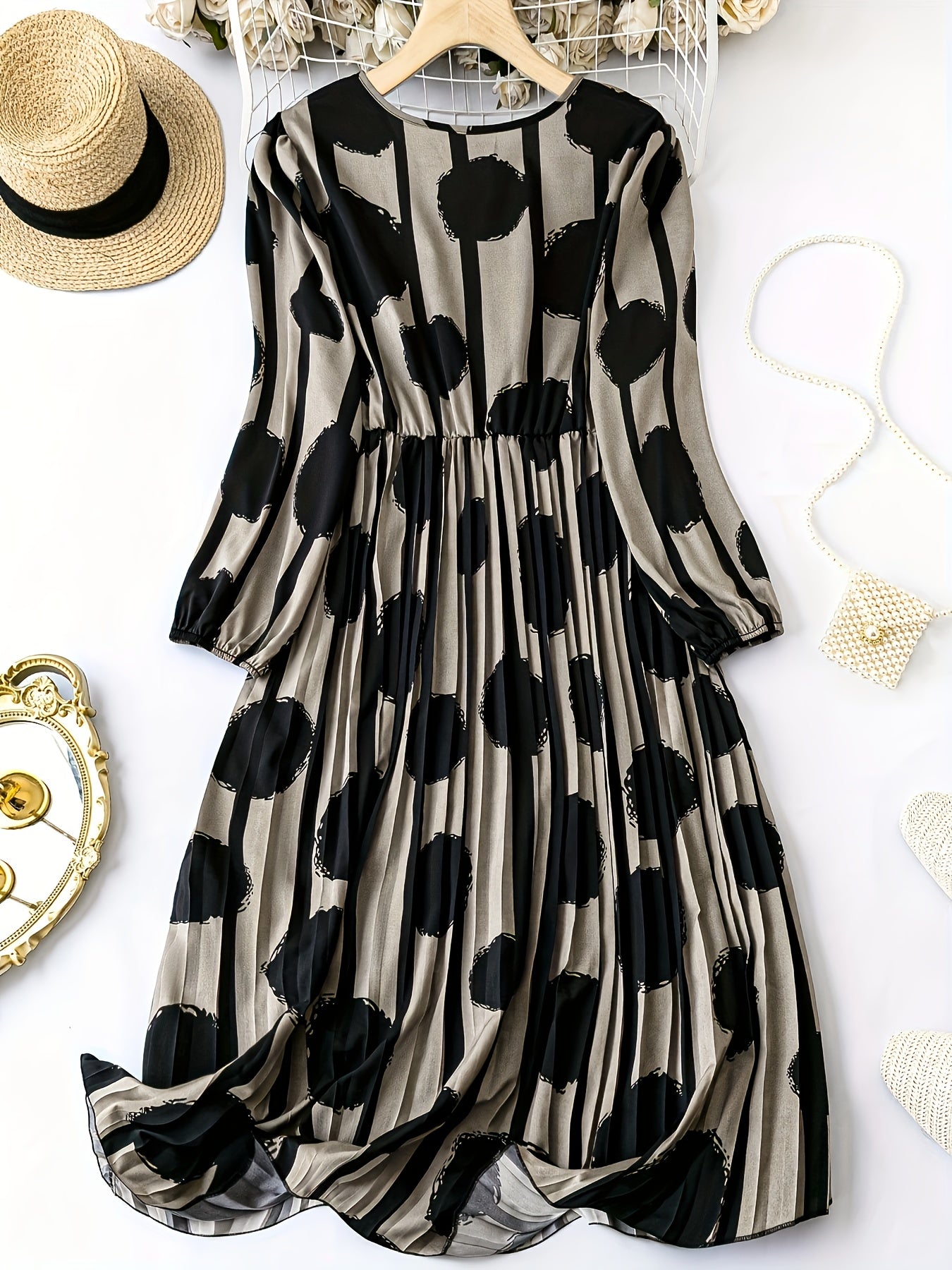 Fashionable Romantic Women'S Dress Black Wave Point Cross-collar Pleated Skirt With Elegant Dress DMBT104