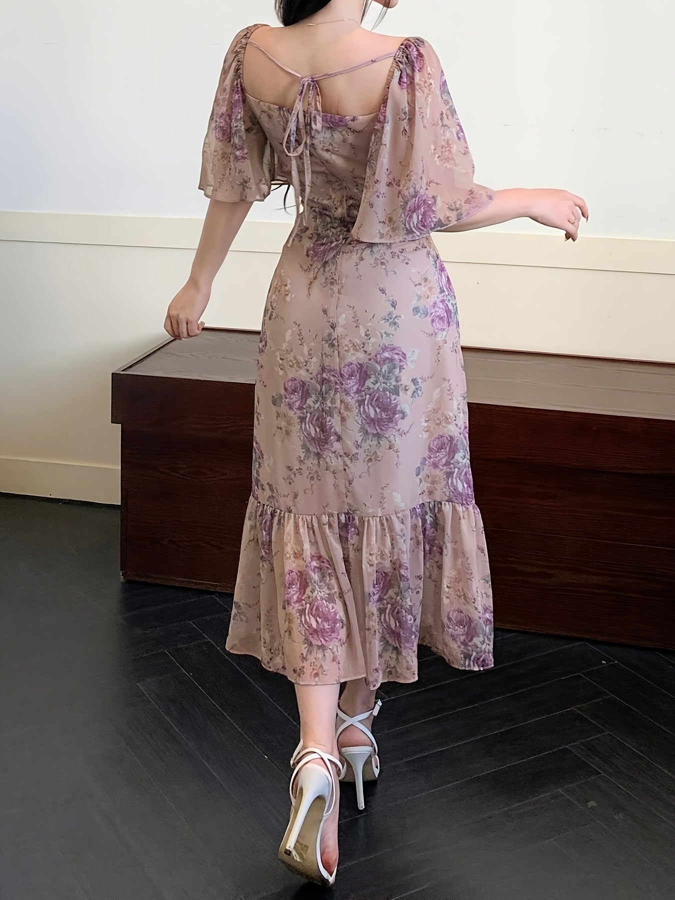 2025 Summer French-Inspired Floral Print Square Neck Dress - Elegant Fitted Sleeve with Back Tie Detail, Lightweight Non-Stretch Fabric for Women, Casual to Formal Occasions, Evening Wear, Relaxed Fit