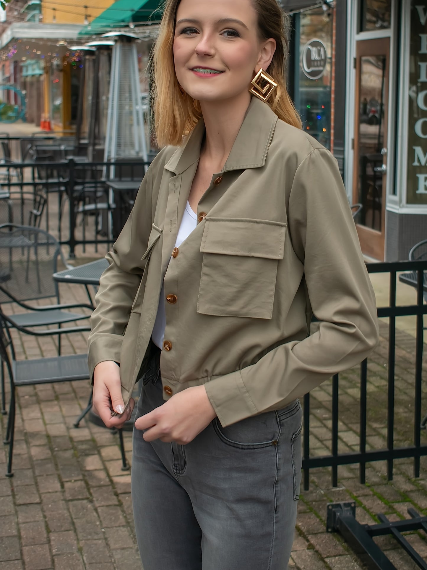 Women's Lightweight Military Safari Cropped Jacket - Button Oversized Utility Anorak with Pockets, Long Sleeve, Rayon Blend, Beige, Casual Outdoor Style, Casual Outdoor Jacket | Button Coat | Lightweight Coat