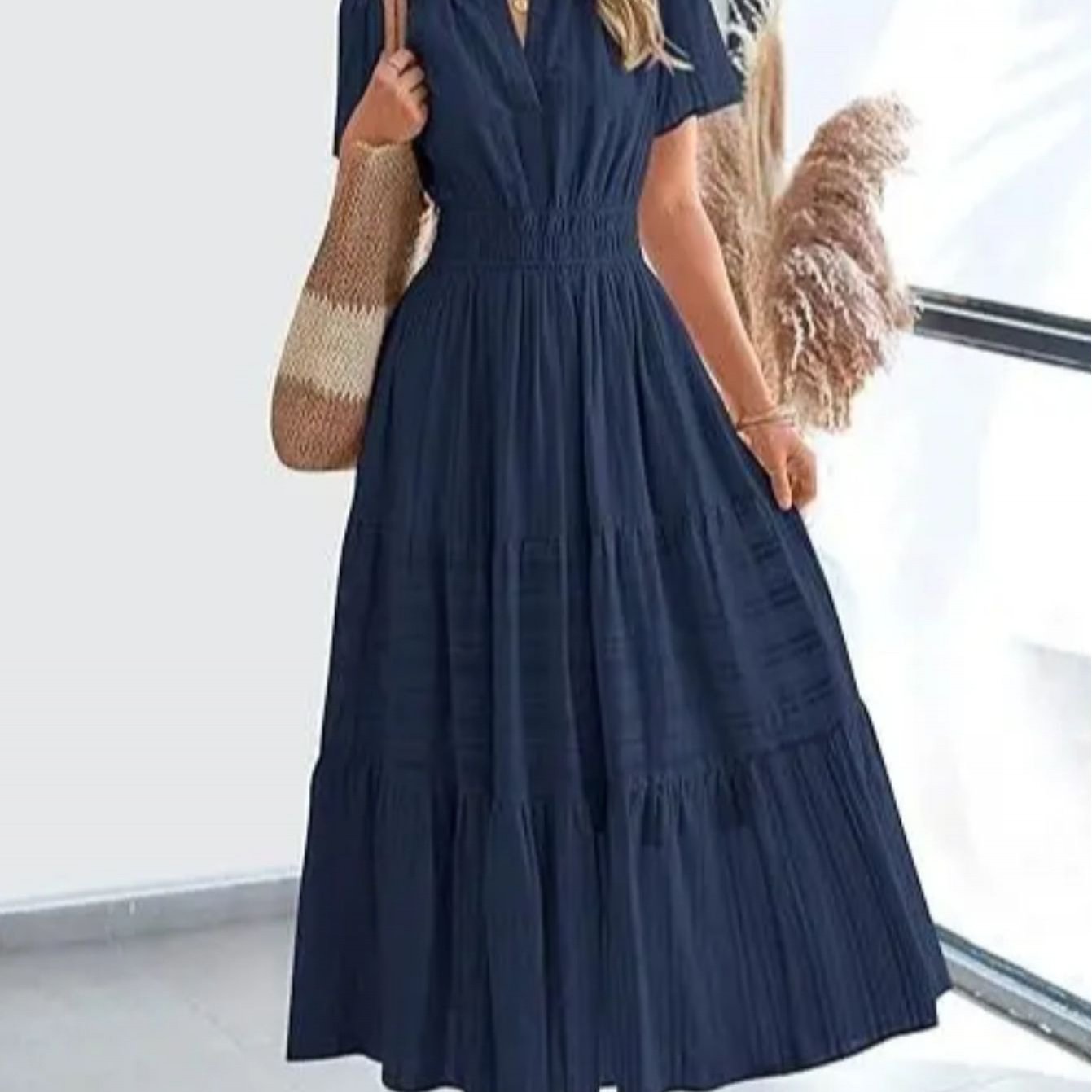 Elegant Women'S Pleated Puff Sleeve Layered Large Swing Dress, V-neck Machine Washable Casual to Formal Wear, Solid Color, Suitable for Spring and Summer, Easy Casual Women'S Wear