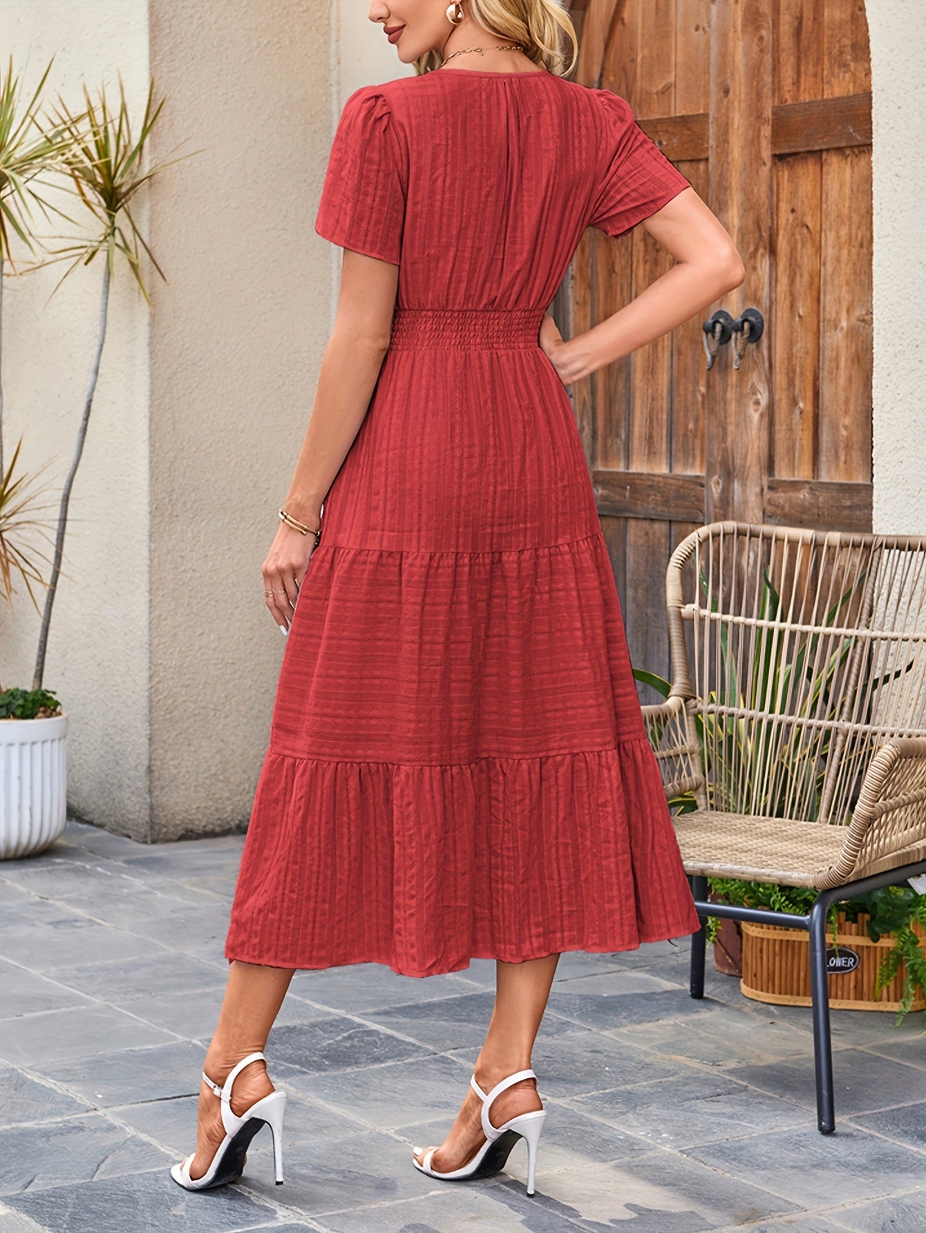 Womens Summer 2025 Casual Maxi Dresses Lightweight Short Sleeve V Neck Elastic Waist Boho Beach Dress Pockets